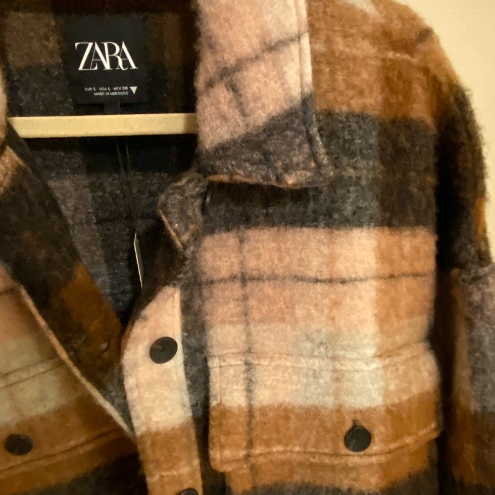 Zara - Picture 4 of 5